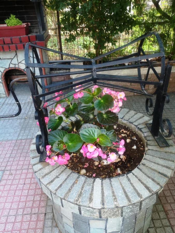 Blue Garden Rooms Paralía Екстериор снимка